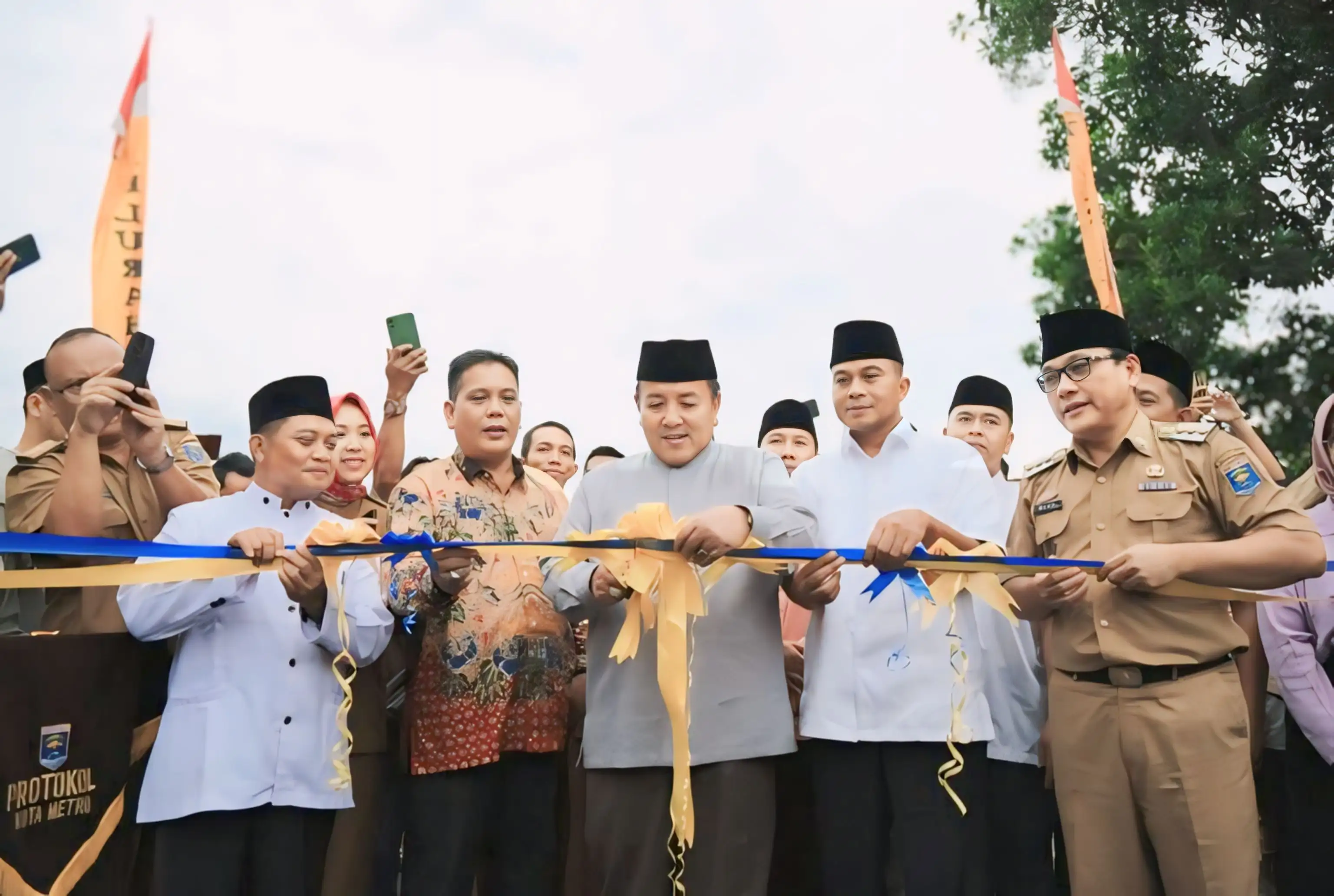Arinal Resmikan Jembatan Way STKIP-PGRI yang Menghubungkan Kota Metro dan Lampung Timur