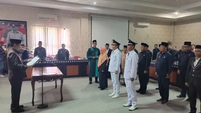 Pengambilan sumpah dan janji jabatan 15 Pejabat Administrator dan Pengawas di Tubaba