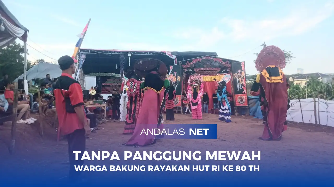 Kebersamaan Warga Bandar Lampung Warnai Peringatan Kemerdekaan dengan Kuda Kepang